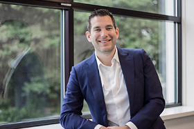 "Een uniek product, dat volledig Europees wordt geproduceerd," aldus Arek Verhees, Sales and Marketing Director bij Tarkett. (Foto: Tarkett) Een-uniek-product