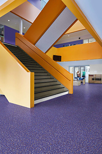 Sarlon in een school. Sarlon-in-school