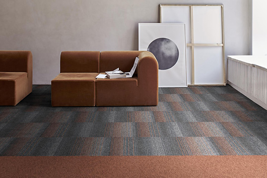 Employ Constant - Russet Brick en Employ Loop - Brick Monolithic. Employ Constant Loop