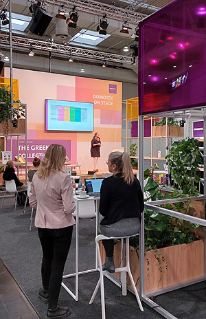 De conferentieruimte van The Green Collection tijdens Domotex 2023. De conferentieruimte van The Green Collection