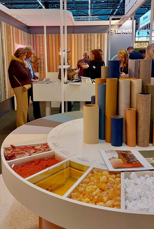 Tarkett bracht op de beurs nadrukkelijk de duurzame ambities bij de bezoeker onder de aandacht