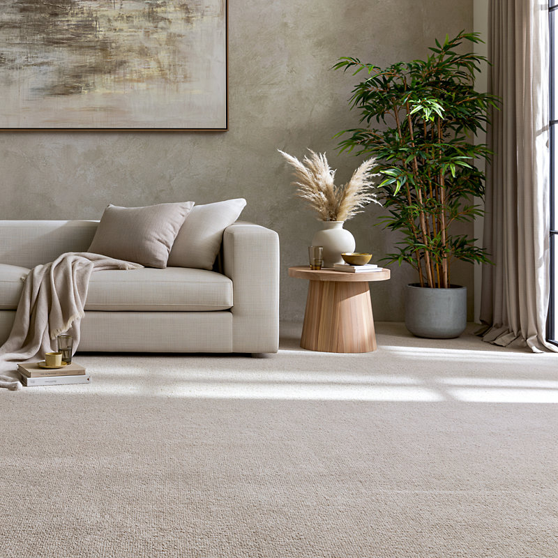 Interfloor’s nieuwe kwaliteit Luxury SDY brengt warmte en een verfijnde uitstraling. Interfloor uxury SDY