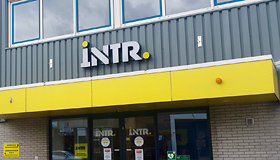 Entree INTR. Deventer. Entree-van-het-hoofdkantoor-van-INTR